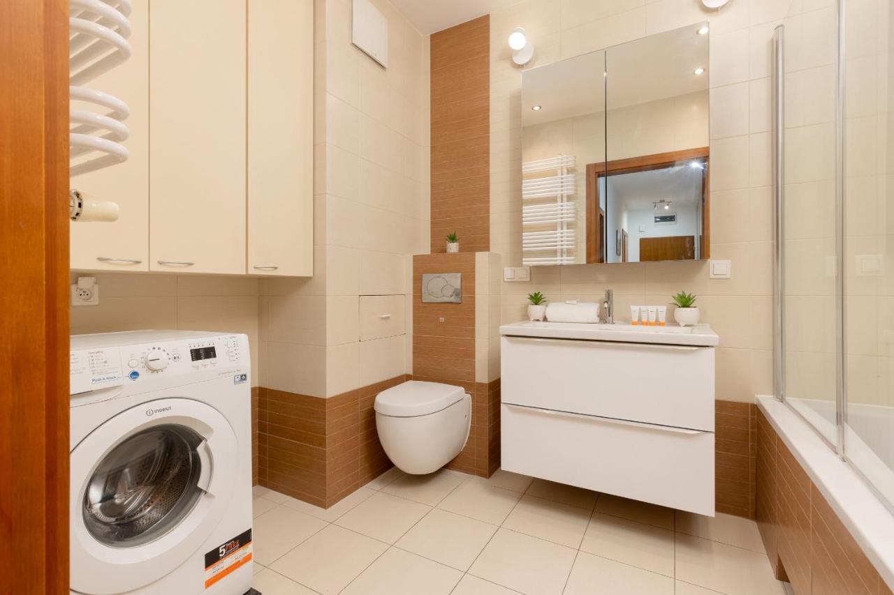 Spacious Zawiszy Wola By Renters Apartament Warszawa
