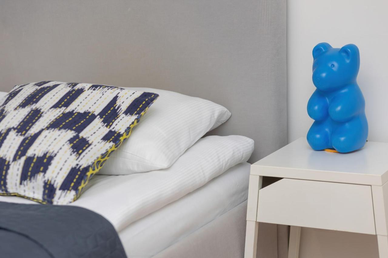 Siedmiogrodzka Air-conditioned With Balcony Wola By Renters Apartment *