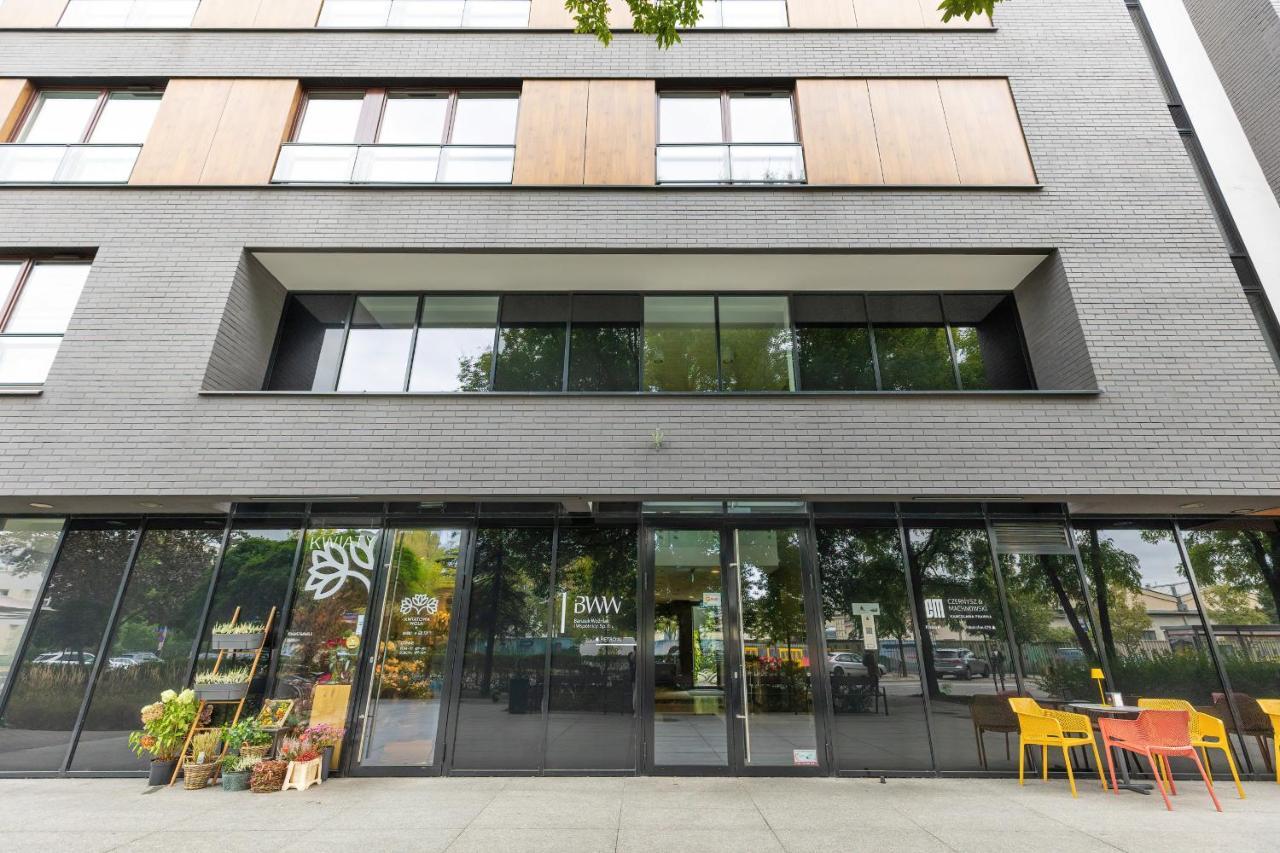 Siedmiogrodzka Air-conditioned With Balcony Wola By Renters Apartment