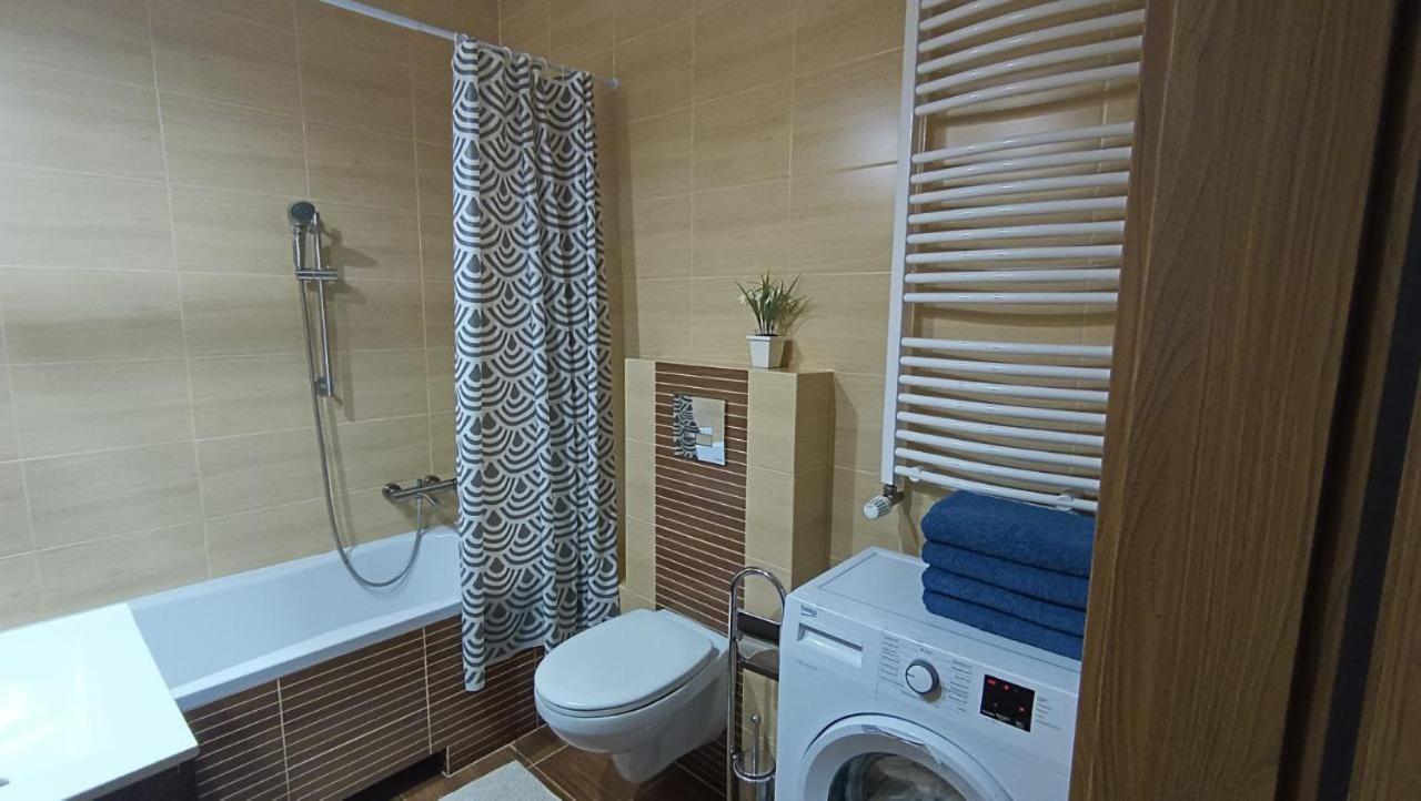 Apartment Apartament Na Woli Warsaw