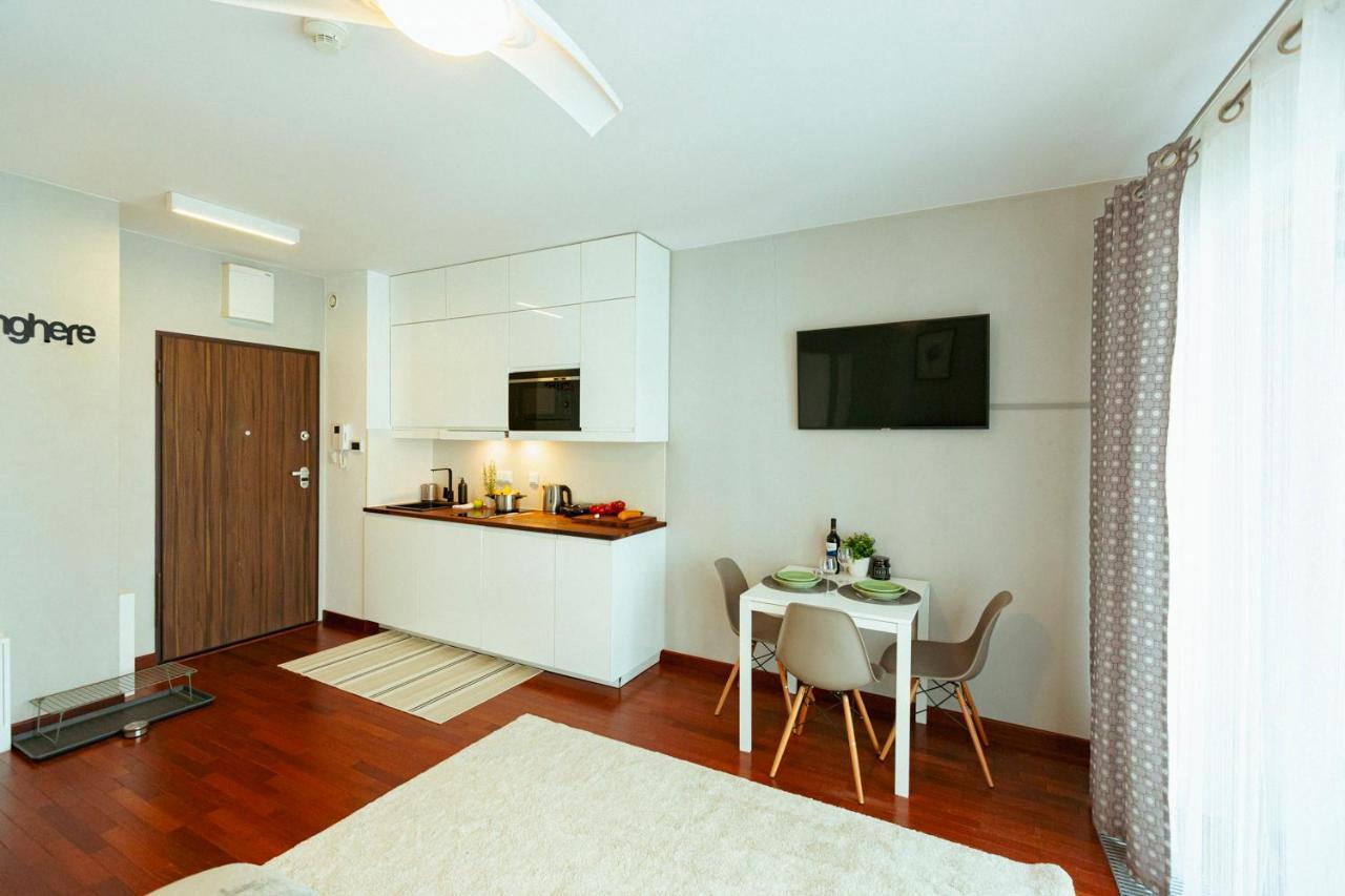 Căn hộ Pawia 51 - Piekny Wiok Na Centrum Warszawy - Duzy Balkon - Smart Tv 55 Cali Wifi - Good