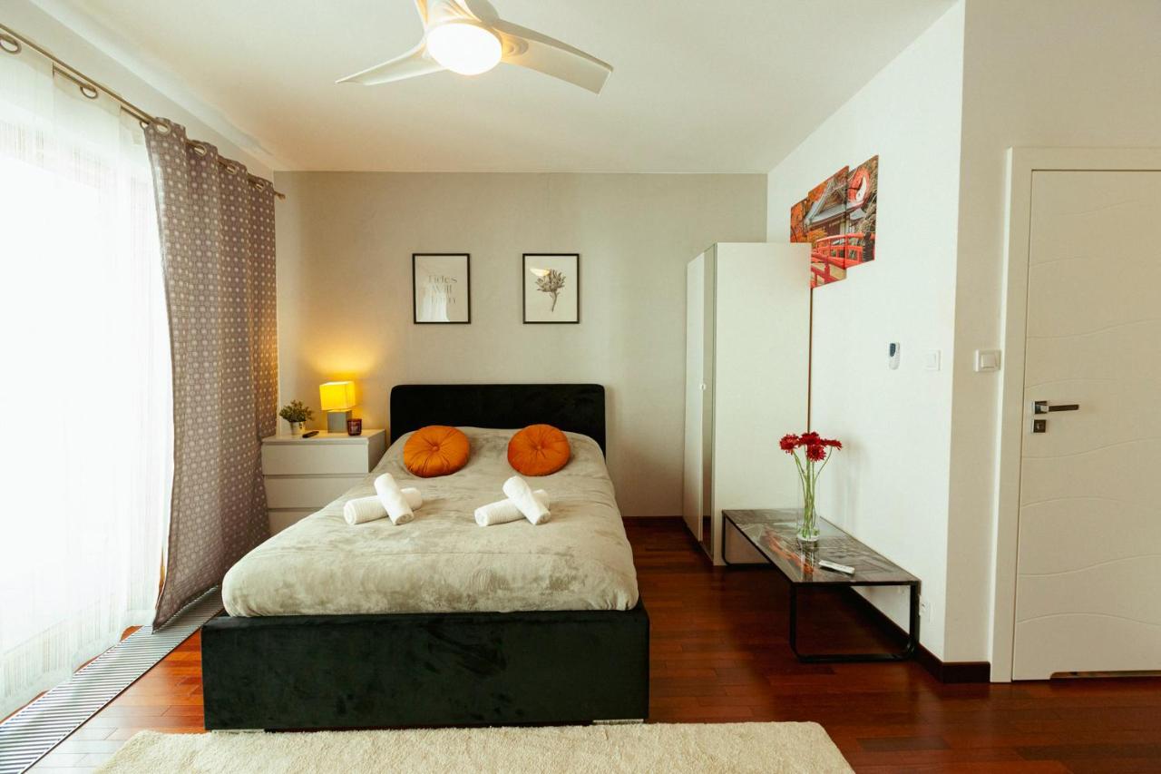 Pawia 51 - Piekny Wiok Na Centrum Warszawy - Duzy Balkon - Smart Tv 55 Cali Wifi - Good Căn hộ