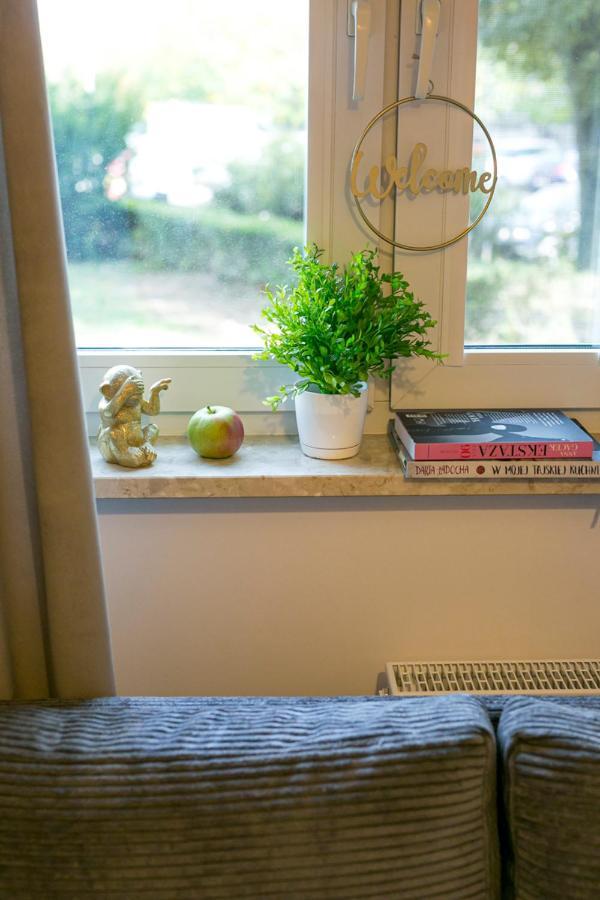 Apartment Zablocinska 6 - Bezplatny Parking - Apartament Dla 6 Osob - 400m Do Stacji Metra - Better *