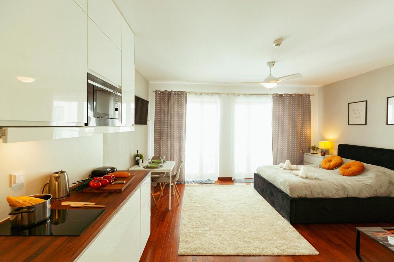 Căn hộ Pawia 51 - Piekny Wiok Na Centrum Warszawy - Duzy Balkon - Smart Tv 55 Cali Wifi - Good Warsaw