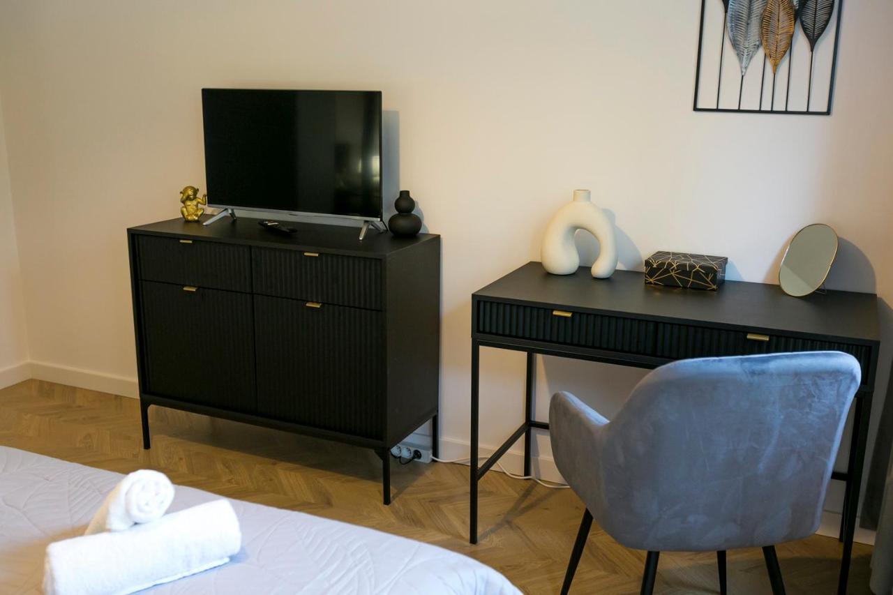 Zablocinska 6 - Bezplatny Parking - Apartament Dla 6 Osob - 400m Do Stacji Metra - Better Apartment Warsaw