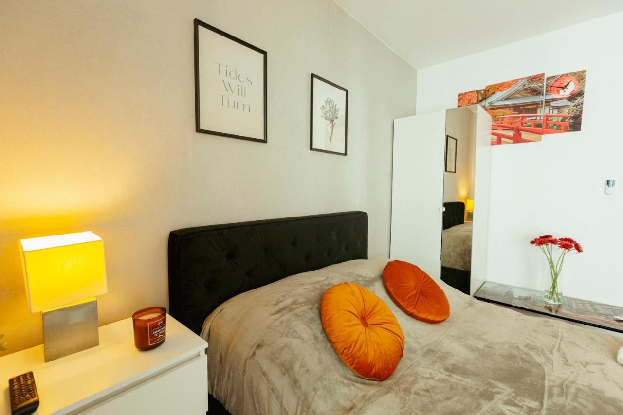 Pawia 51 - Piekny Wiok Na Centrum Warszawy - Duzy Balkon - Smart Tv 55 Cali Wifi - Good Căn hộ *