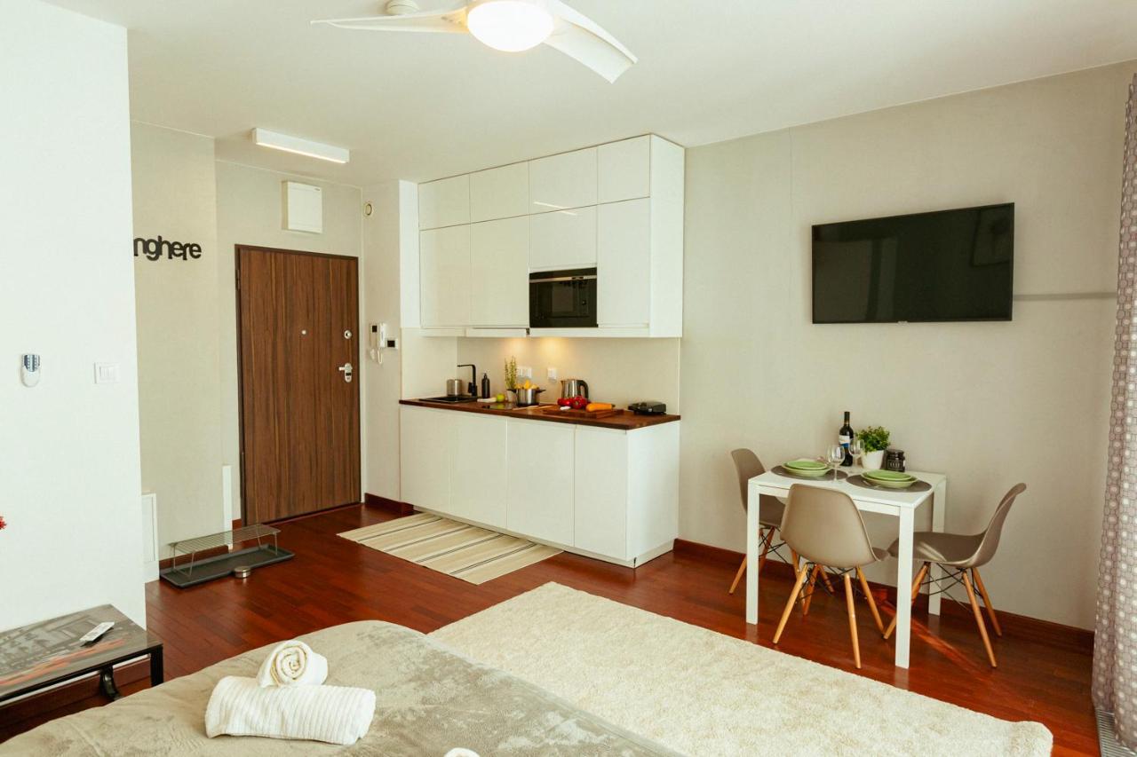 Căn hộ Pawia 51 - Piekny Wiok Na Centrum Warszawy - Duzy Balkon - Smart Tv 55 Cali Wifi - Good