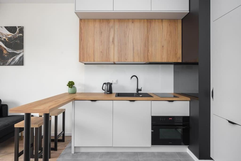 1-bedroom Mokotow By Ecru Wwa42 Apartament