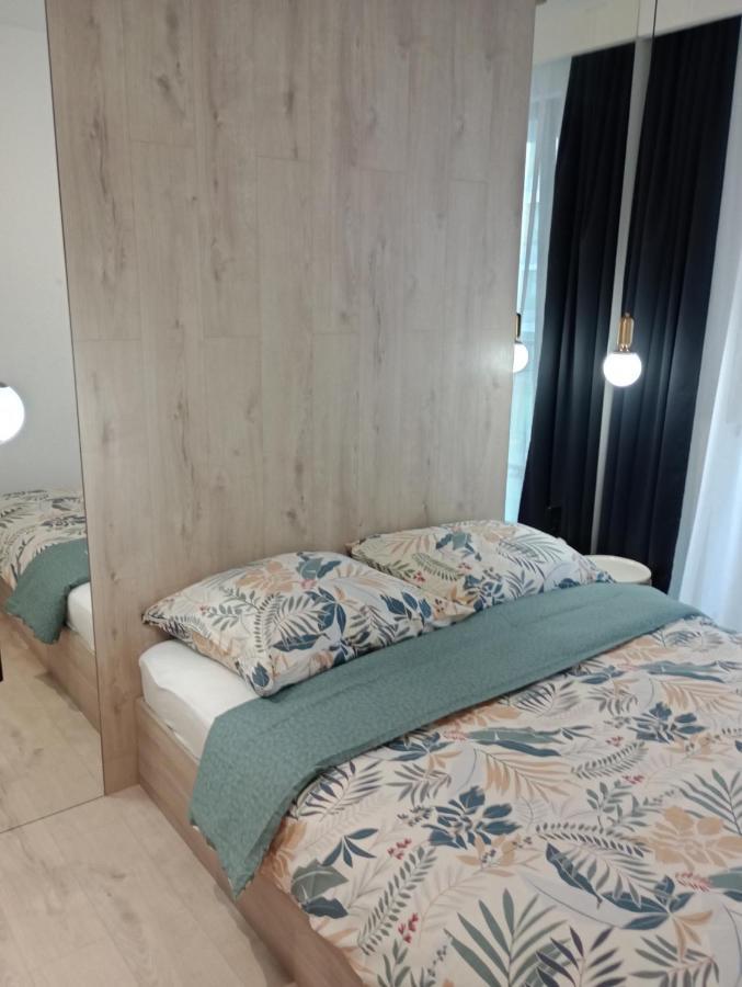 Bliska Wola Garaz Expo Apartment *