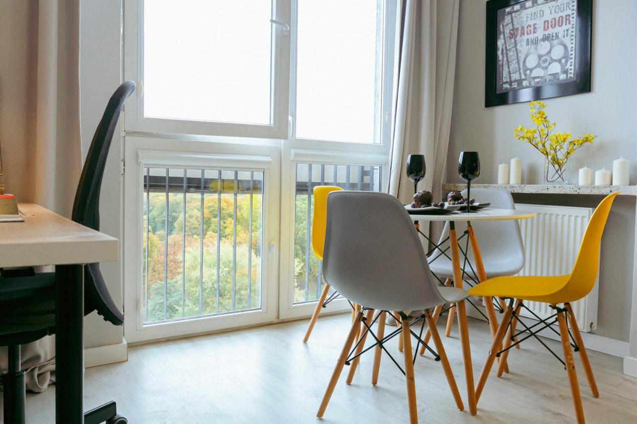 Apartamento Przechodnia 2 Yellow: Free Parking, Work-friendly, Smart Tv *