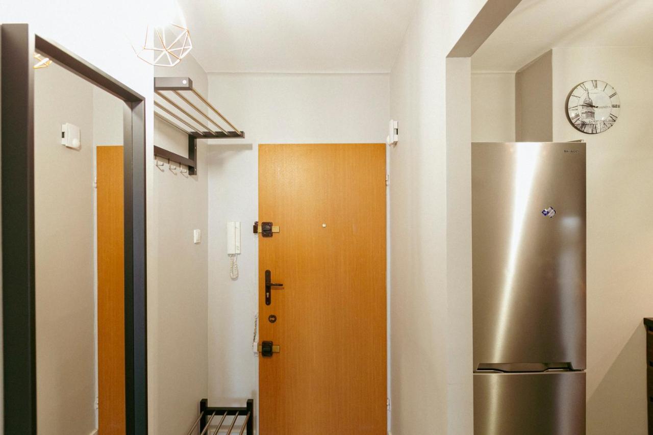 Apartamento Przechodnia 2 Yellow: Free Parking, Work-friendly, Smart Tv Varsóvia
