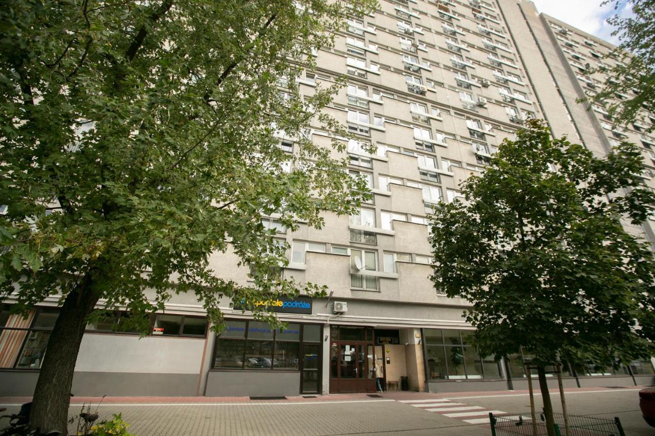 Przechodnia 2 Yellow: Free Parking, Work-friendly, Smart Tv