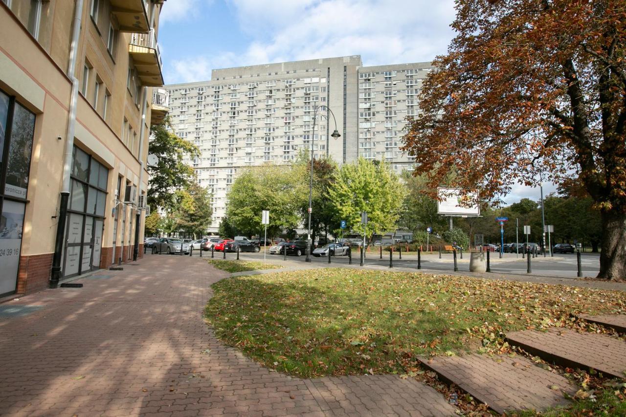 Przechodnia 2 Yellow: Free Parking, Work-friendly, Smart Tv Apartamento Varsóvia