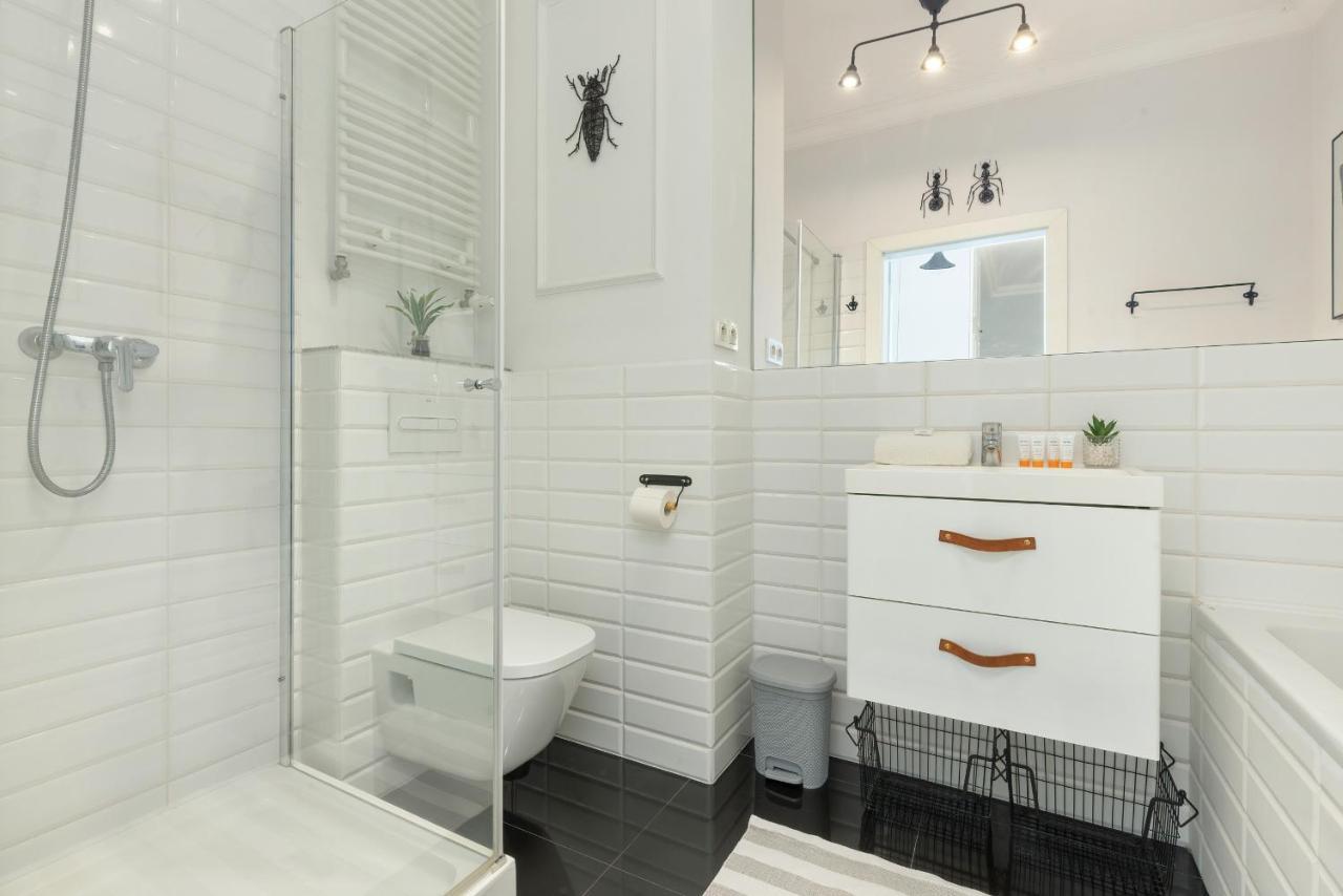 Cozy Gieysztora Wilanow By Renters Apartment