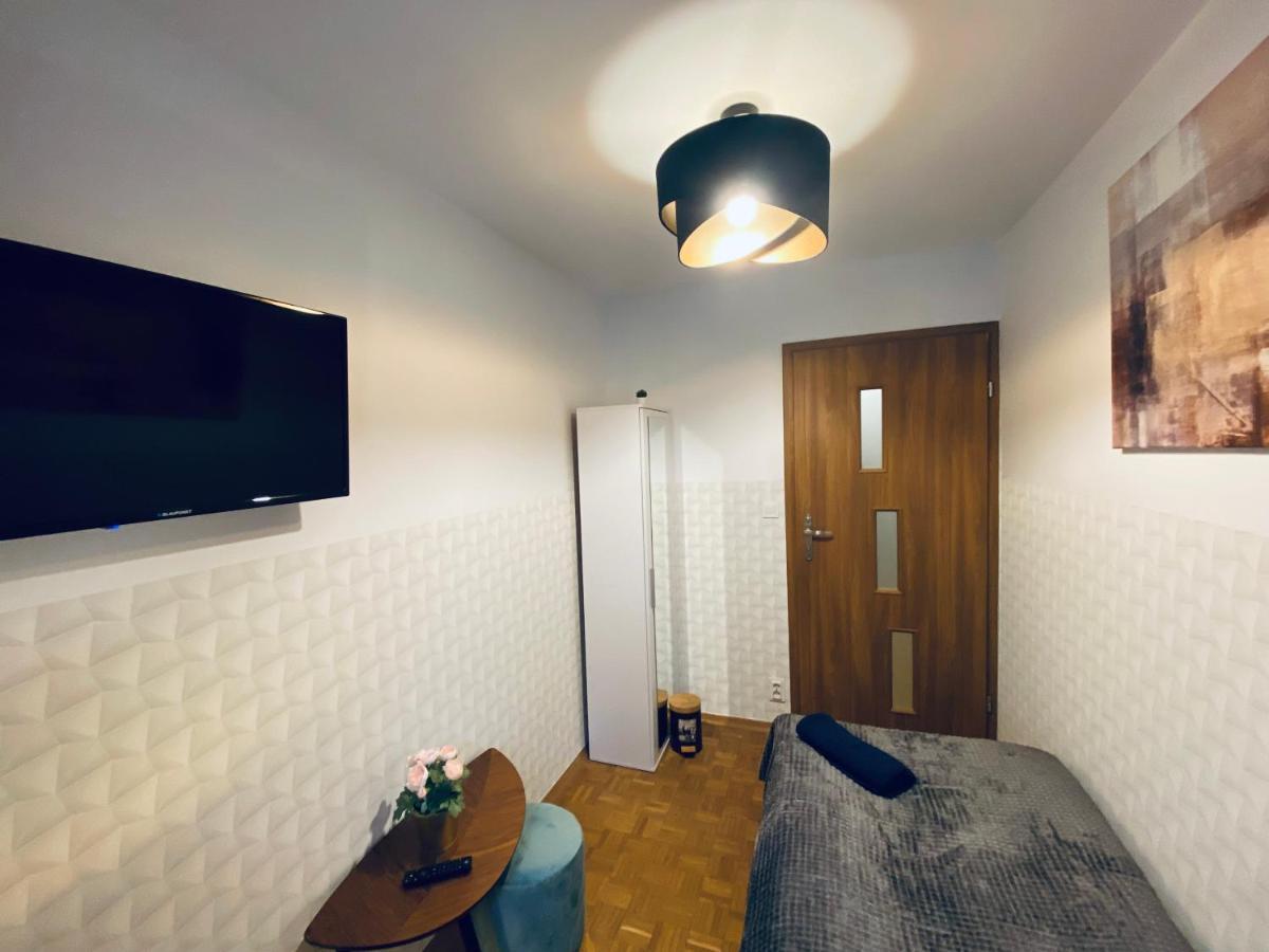 Clicktheflat Solidarnosci Center Hostel Warsaw
