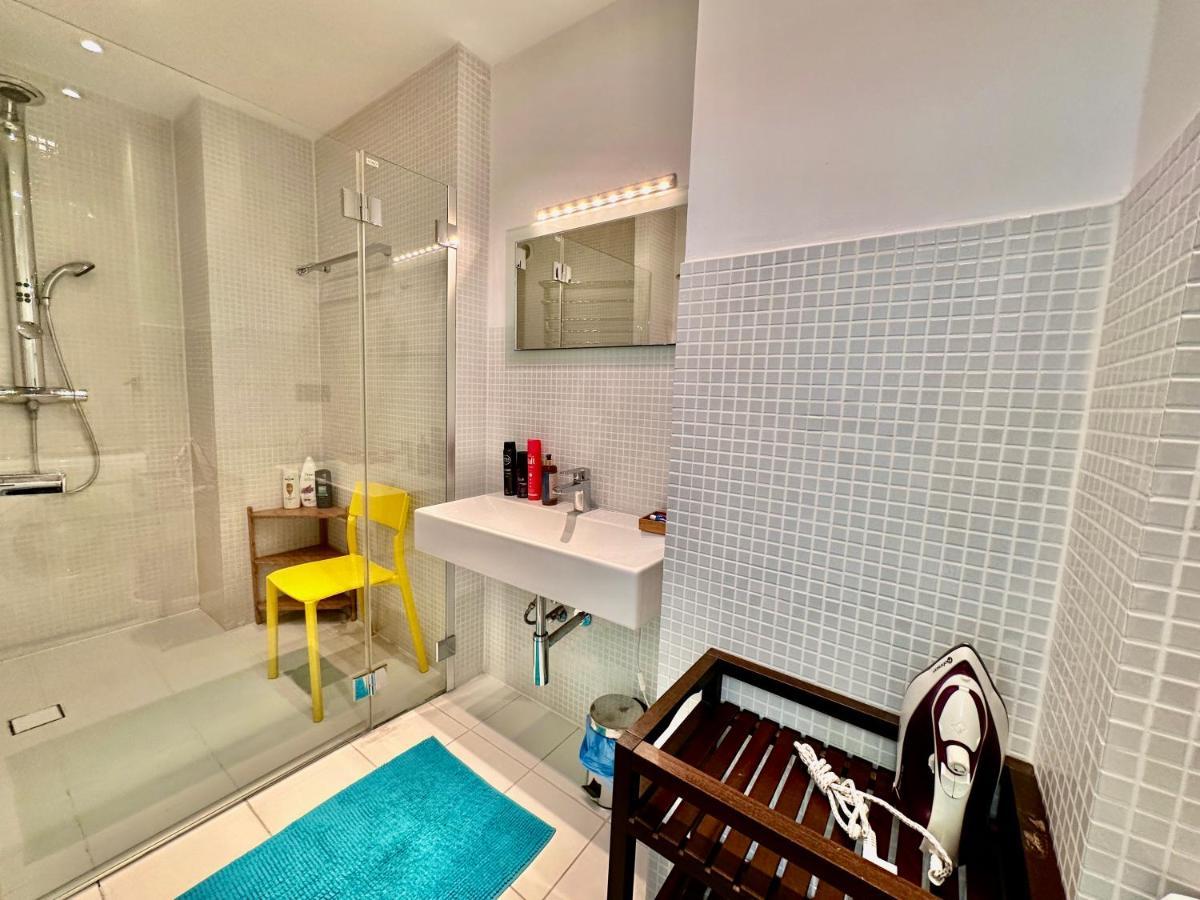 Forum 3 Metro Fast Wifi 400 Mbs Tv Hbo Disney+ Apartment *