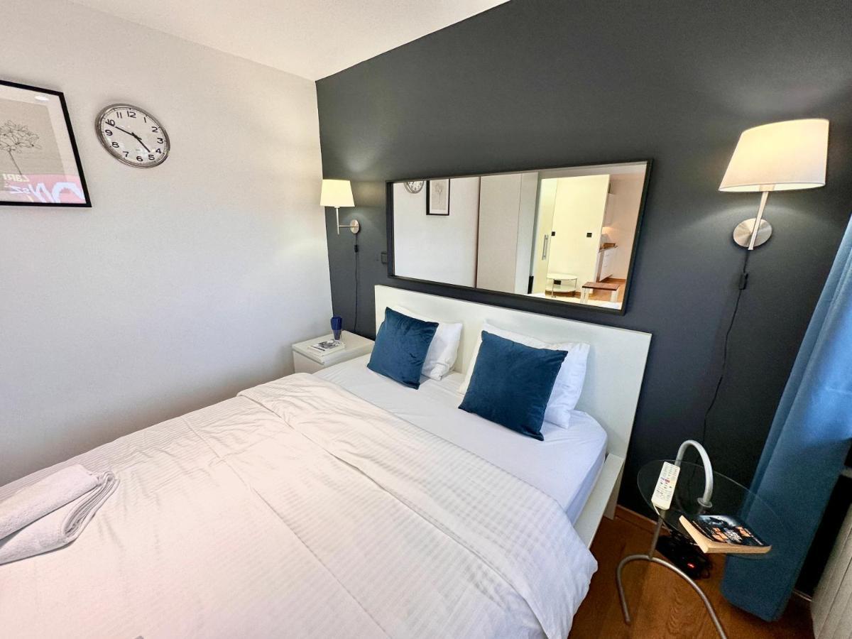 Apartment Forum 3 Metro Fast Wifi 400 Mbs Tv Hbo Disney+