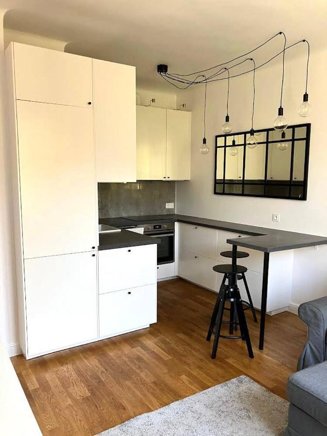 Apartment Cute In The City Center , 2-beds , Wi-fi - By Hik