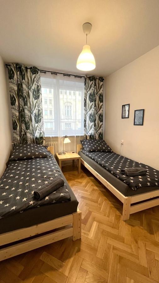 Hostel Krucza Warsaw