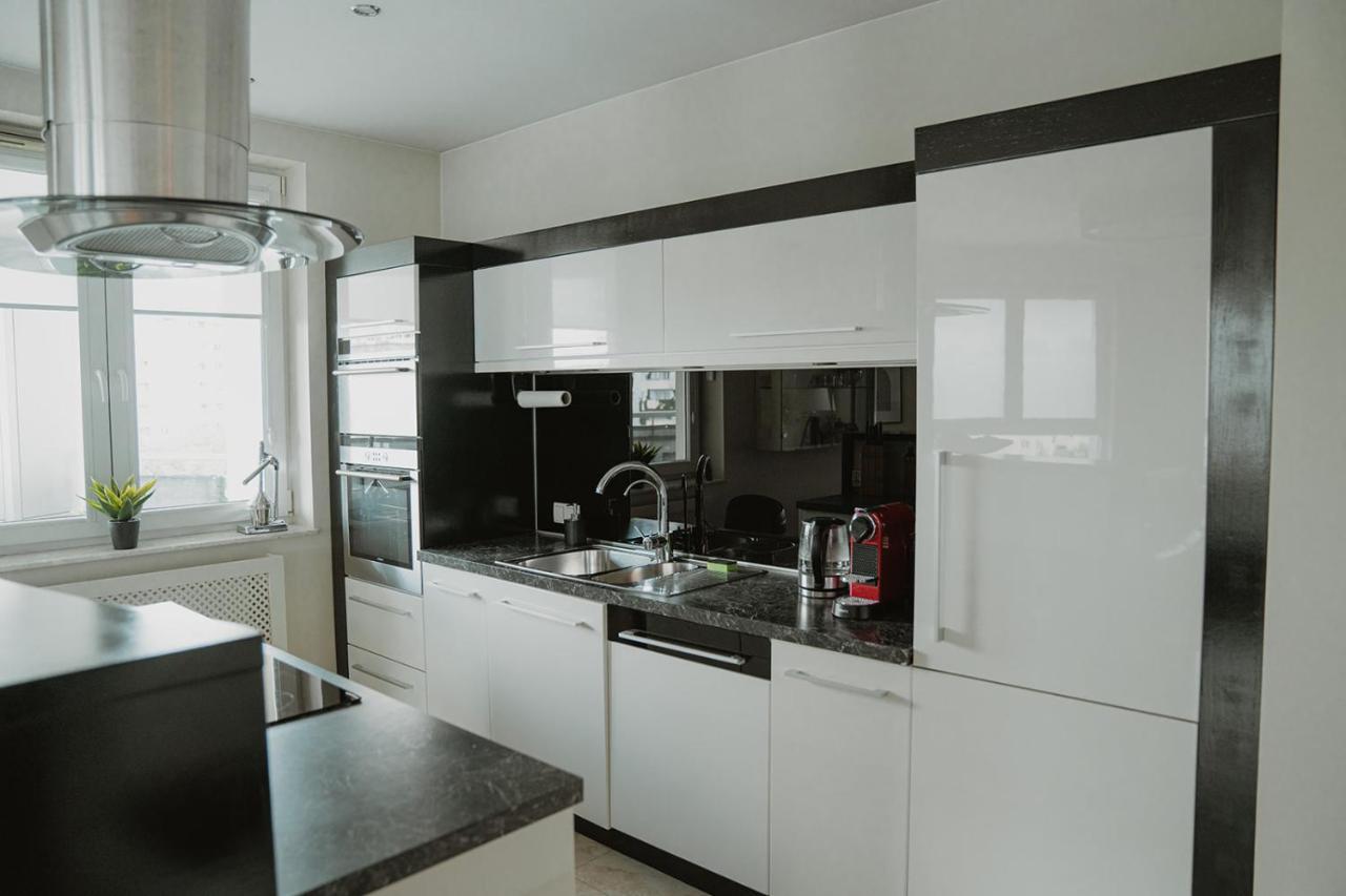 Apartamento Upscale Next To Metro Varsóvia