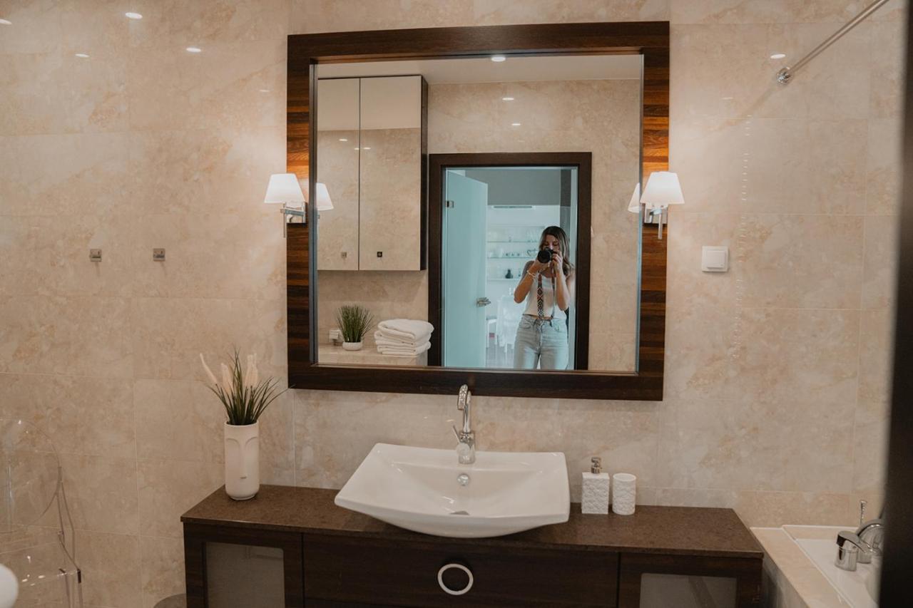 Apartamento Upscale Next To Metro *