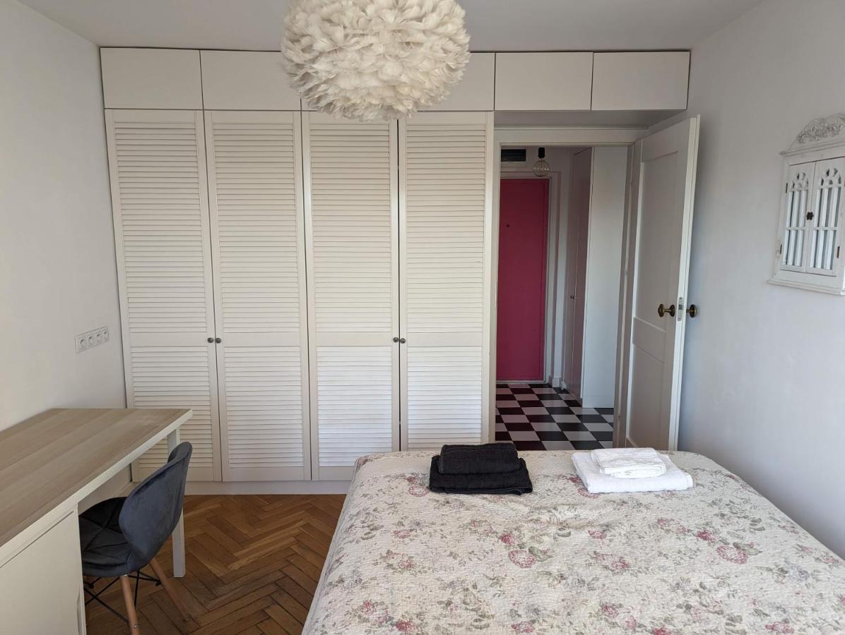 Apartment The Pink Door *