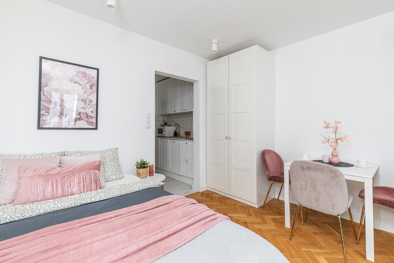 Apartment Superapart Dyminska 6 *
