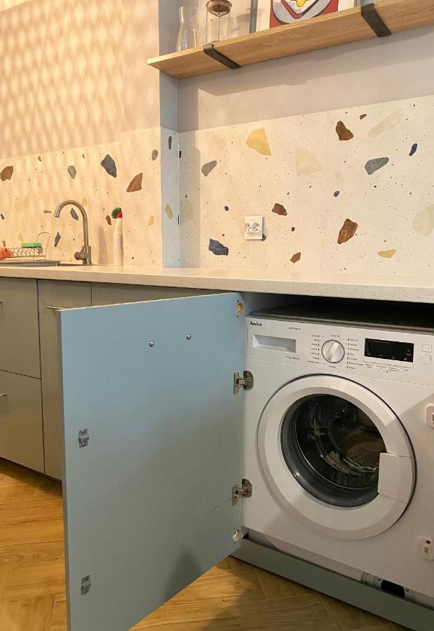 Close To Metro, 8 Minutes To Centrum And Near Airport Warsaw