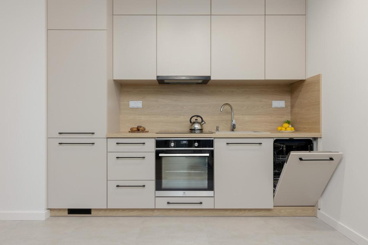 Goodnight Bialoleka With 2 Bedrooms & Parking By Renters Apartament Warszawa