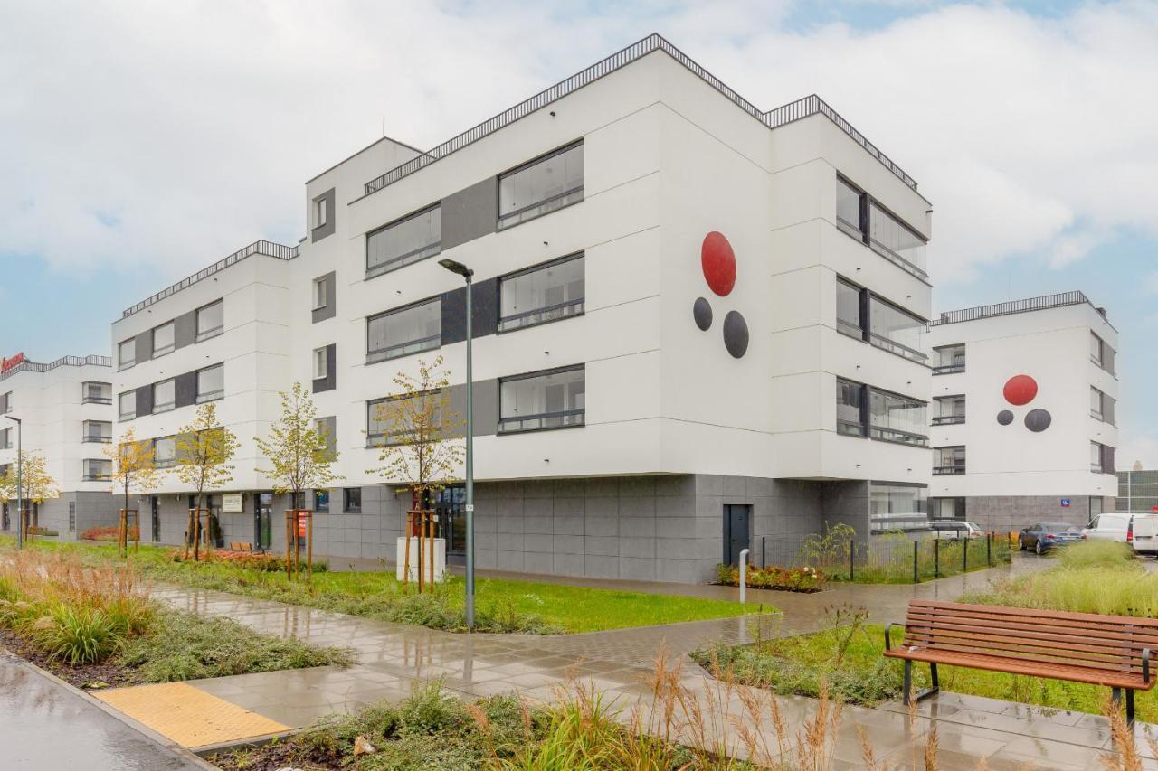 Goodnight Bialoleka With 2 Bedrooms & Parking By Renters