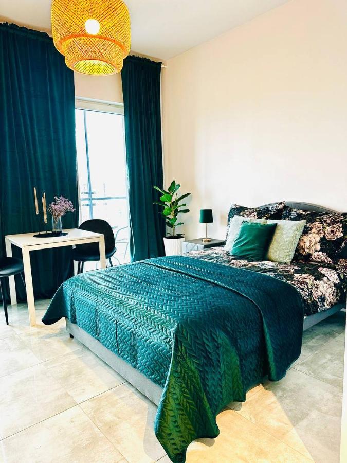 Apartamento Uroczy Apartament Blisko Centrum Warszawy Varsóvia