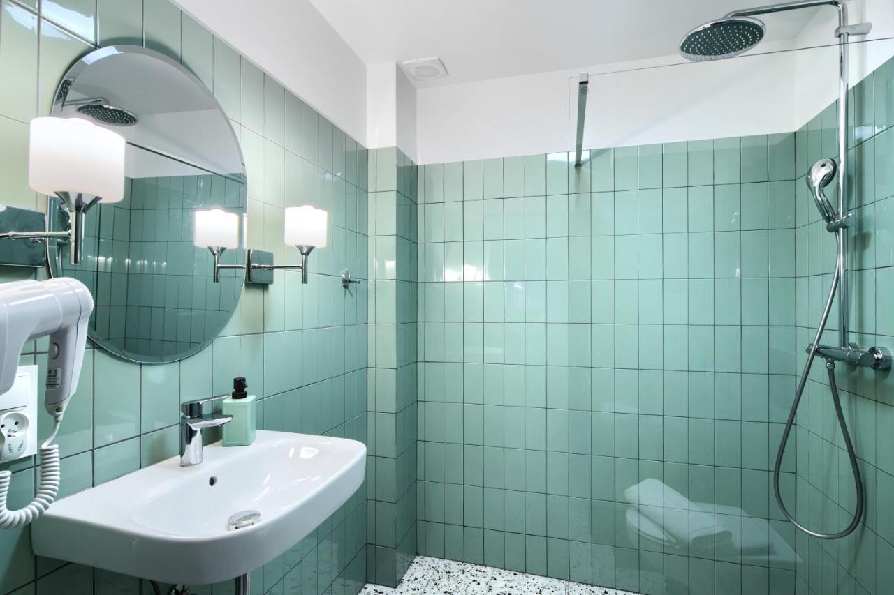 New! Modern In Mokotow - Near Centre Sgh Metro Tram By Apartel Apartment *