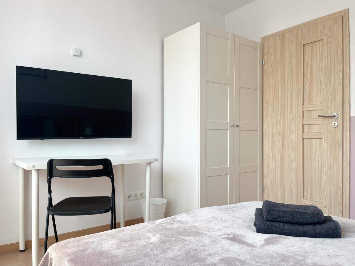 Hostel Shape&color Premium *