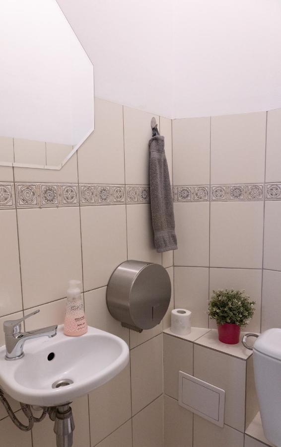 Hostel Clicktheflat Aleje Niepodleglosci Center Warschau