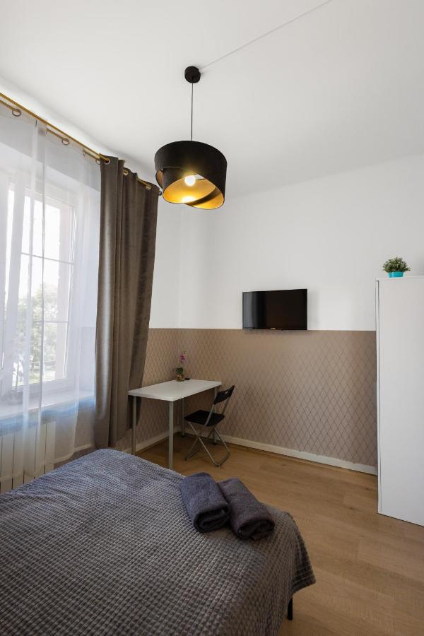 Clicktheflat Aleje Niepodleglosci Center Hostel *
