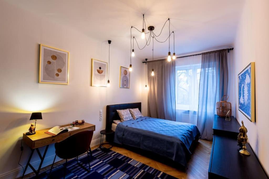 Modern, Elegant In The Heart Of Warsaw. Varsóvia