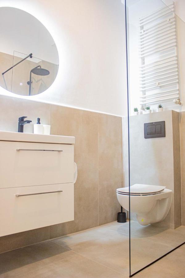 Mieszkanie W Sercu Warszawy Apartamento