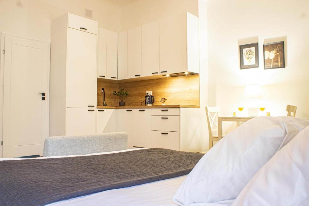 Mieszkanie W Sercu Warszawy Apartamento Varsóvia