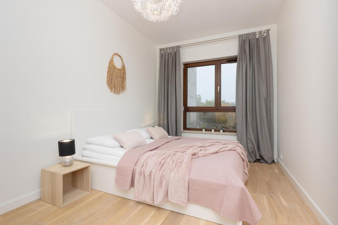 Cosy With Parking Wilanow By Renters *