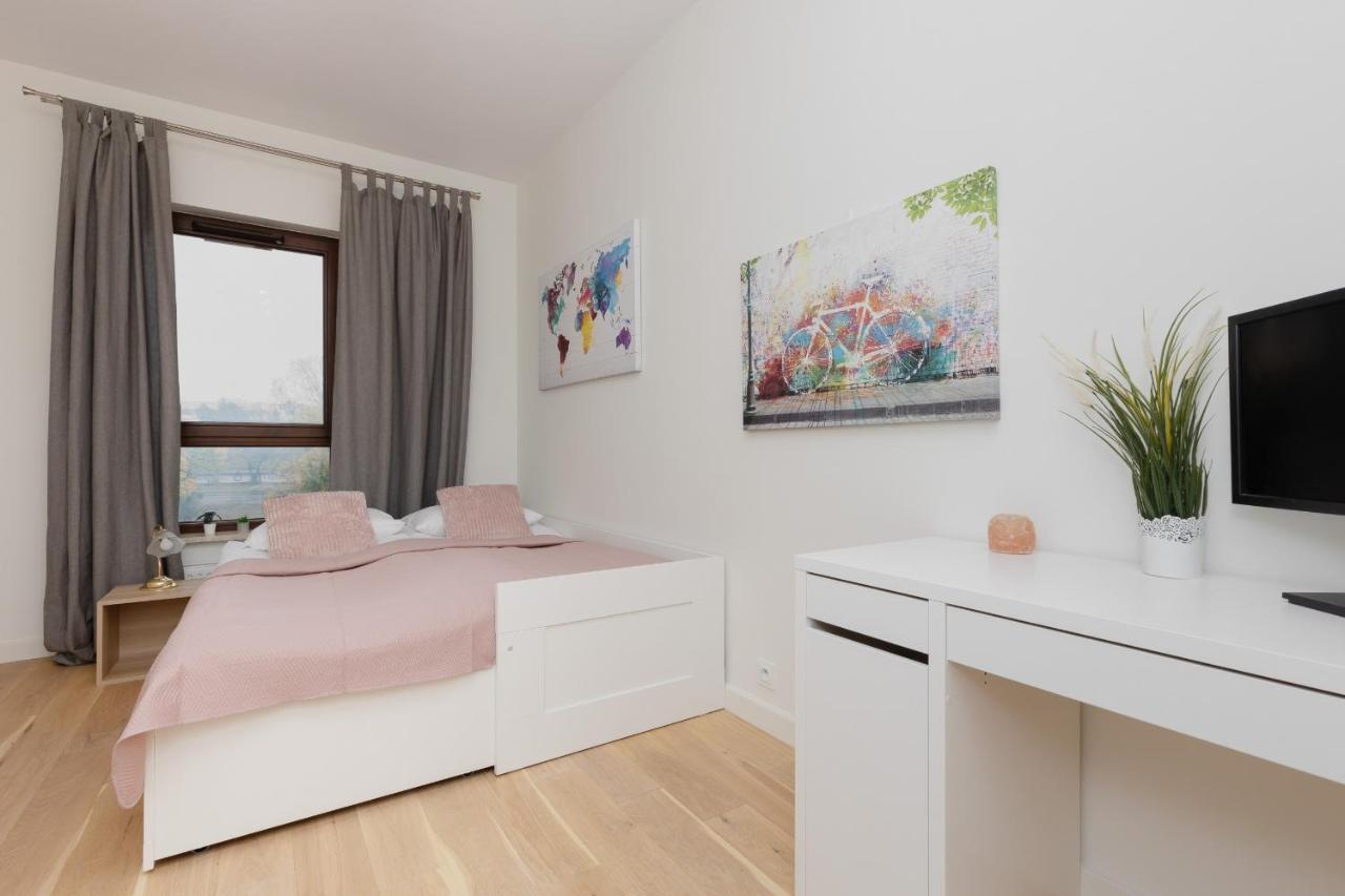 Cosy With Parking Wilanow By Renters Apartament *