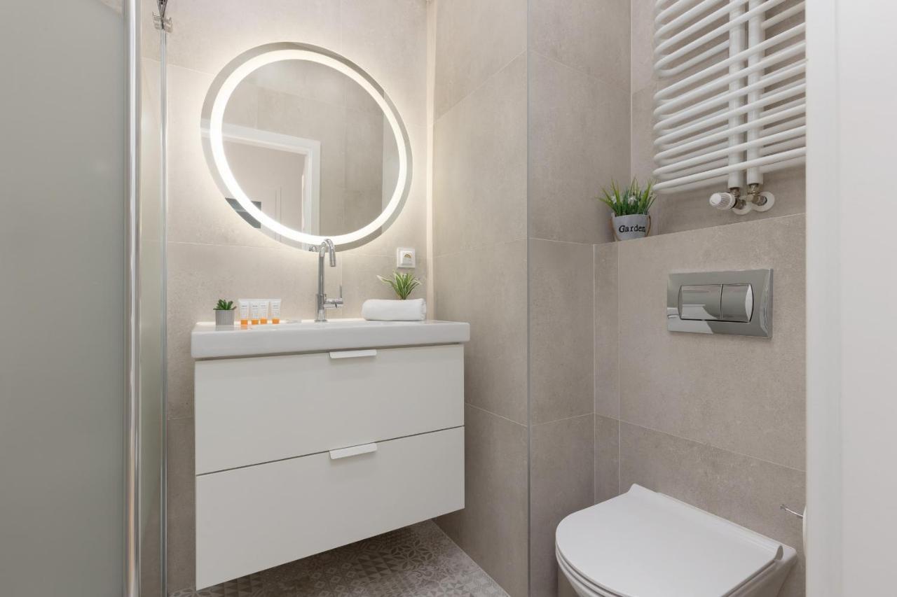 Cosy With Parking Wilanow By Renters * Warszawa