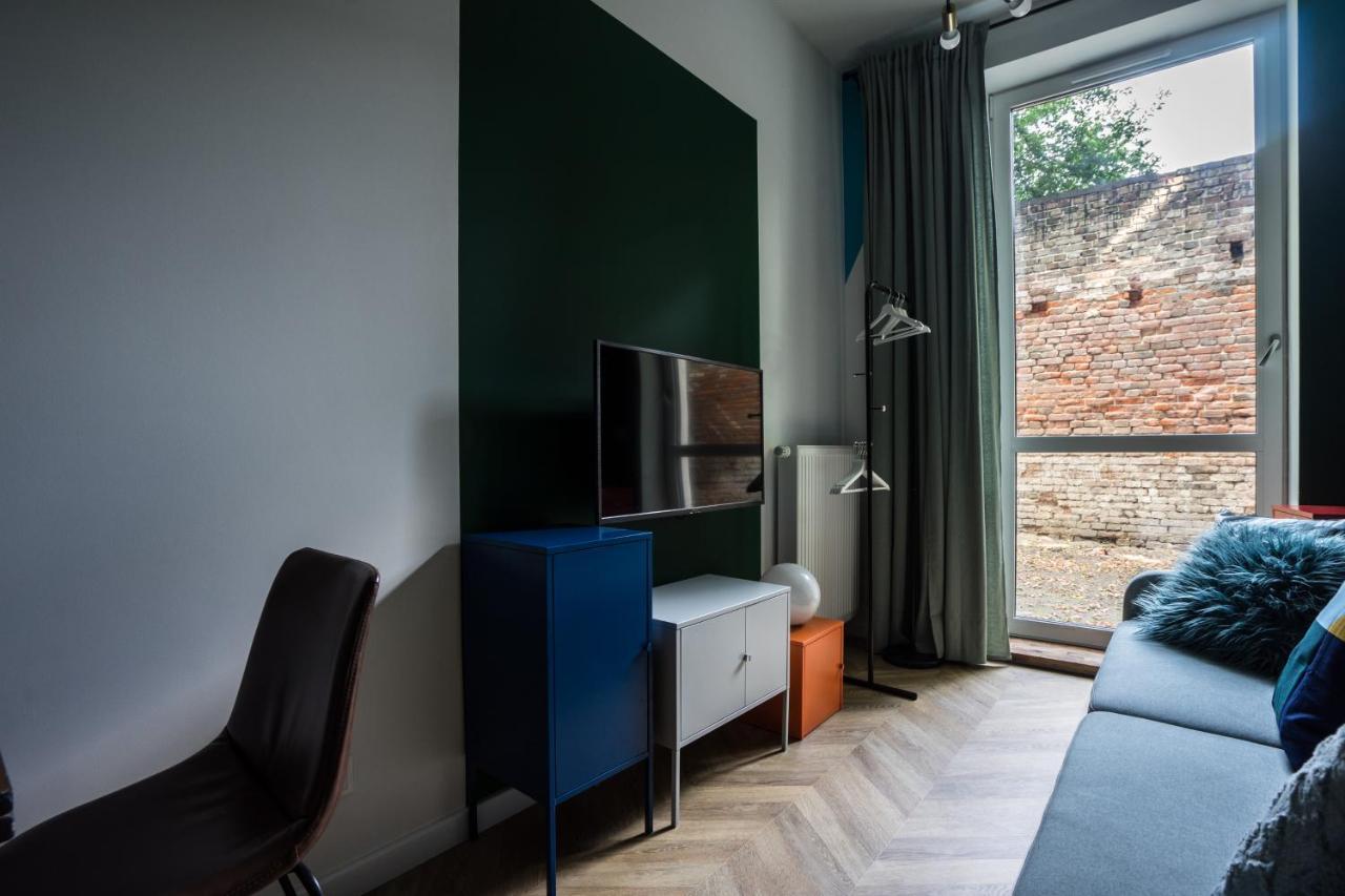 Zamkniete - Golden Apartments- Zabkowska * Warsaw