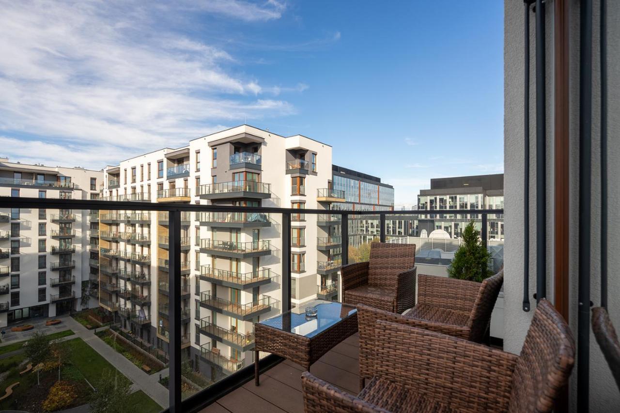 Stylish Airport Business - Parking, Balcony - By Rentujemy *