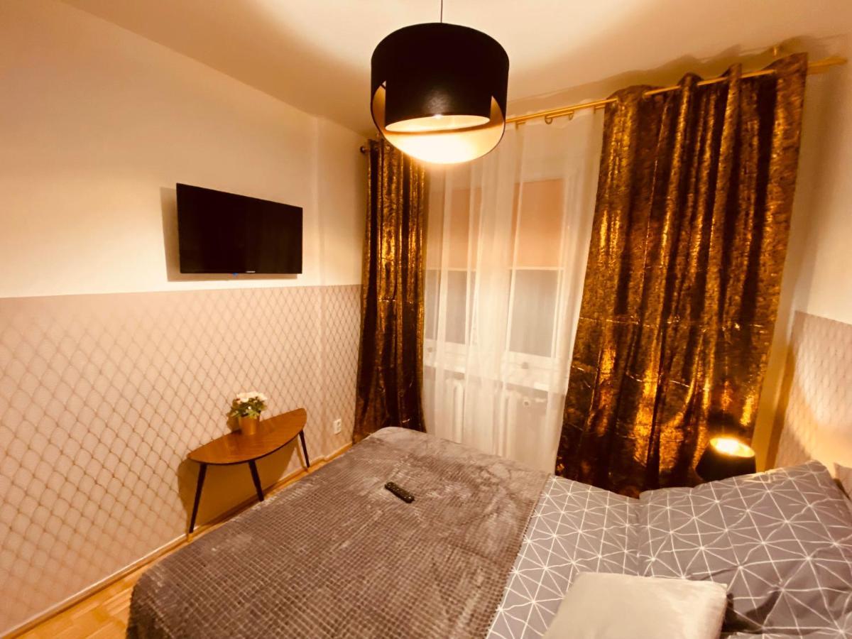 Clicktheflat Wokalna Albergue *