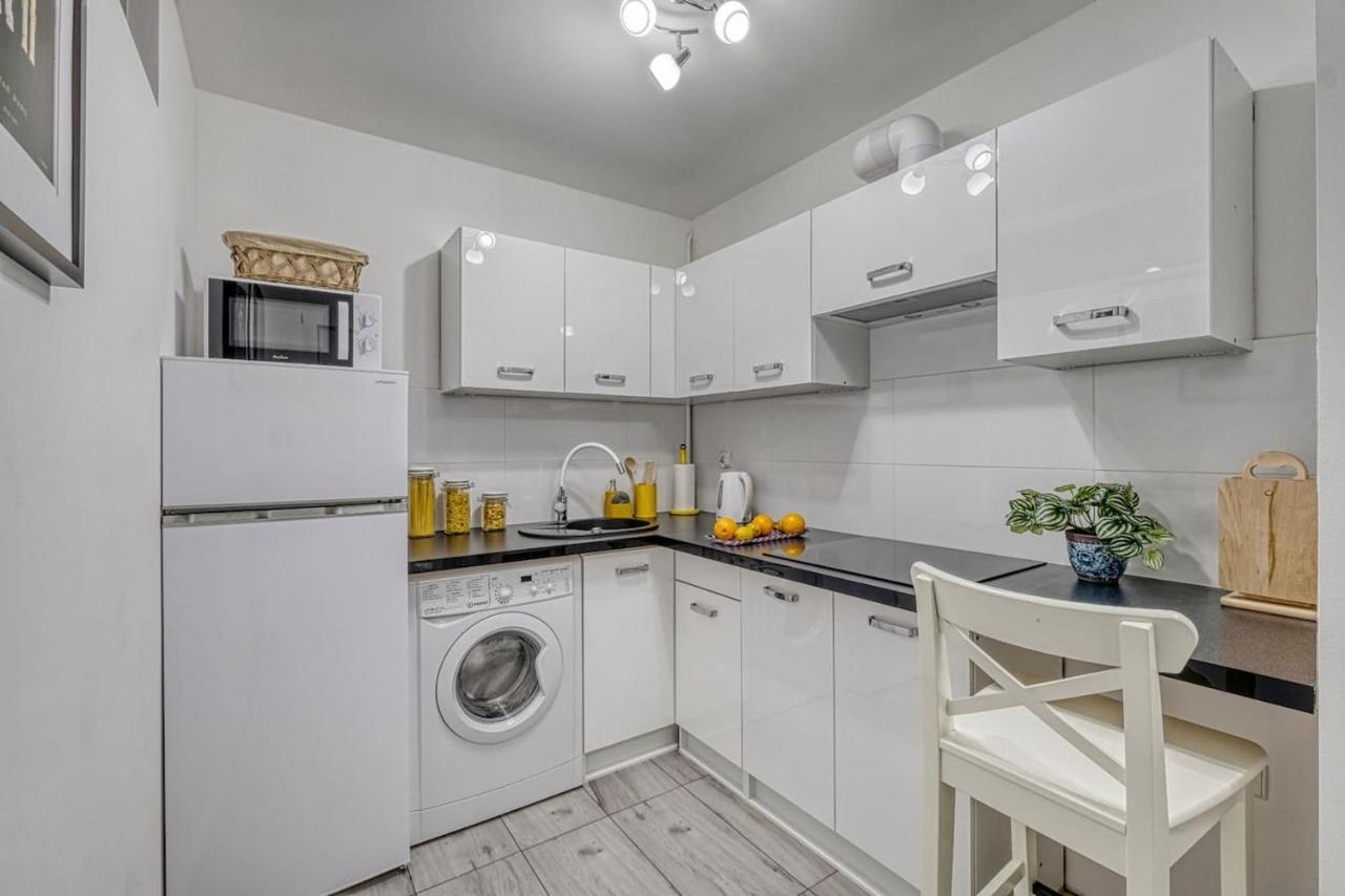 3beds In Citycenter Fast Wifi Apartment