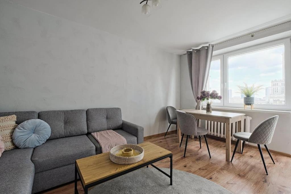 The View Private Emilii Plater 55 * Warsaw