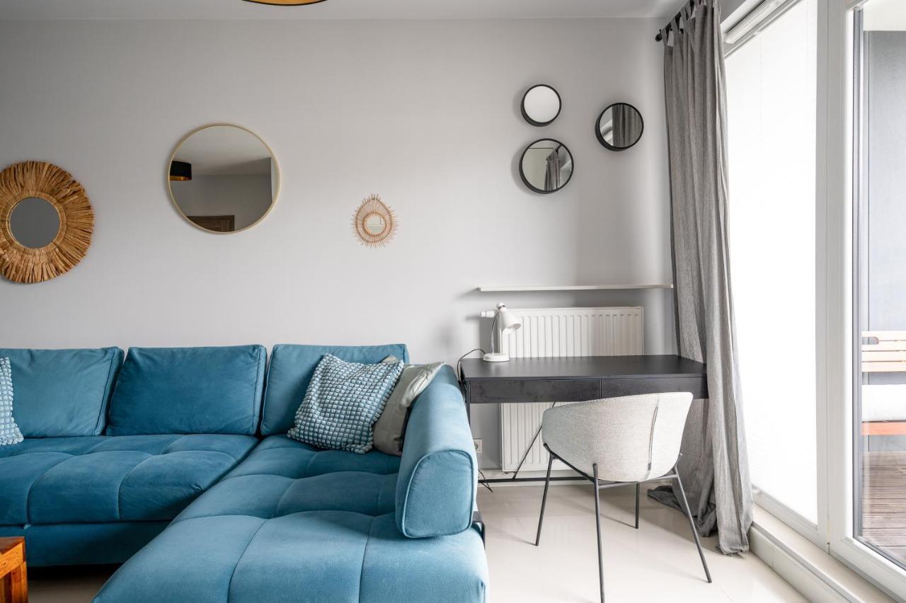 Apartment Bluszczanska Blue Modern