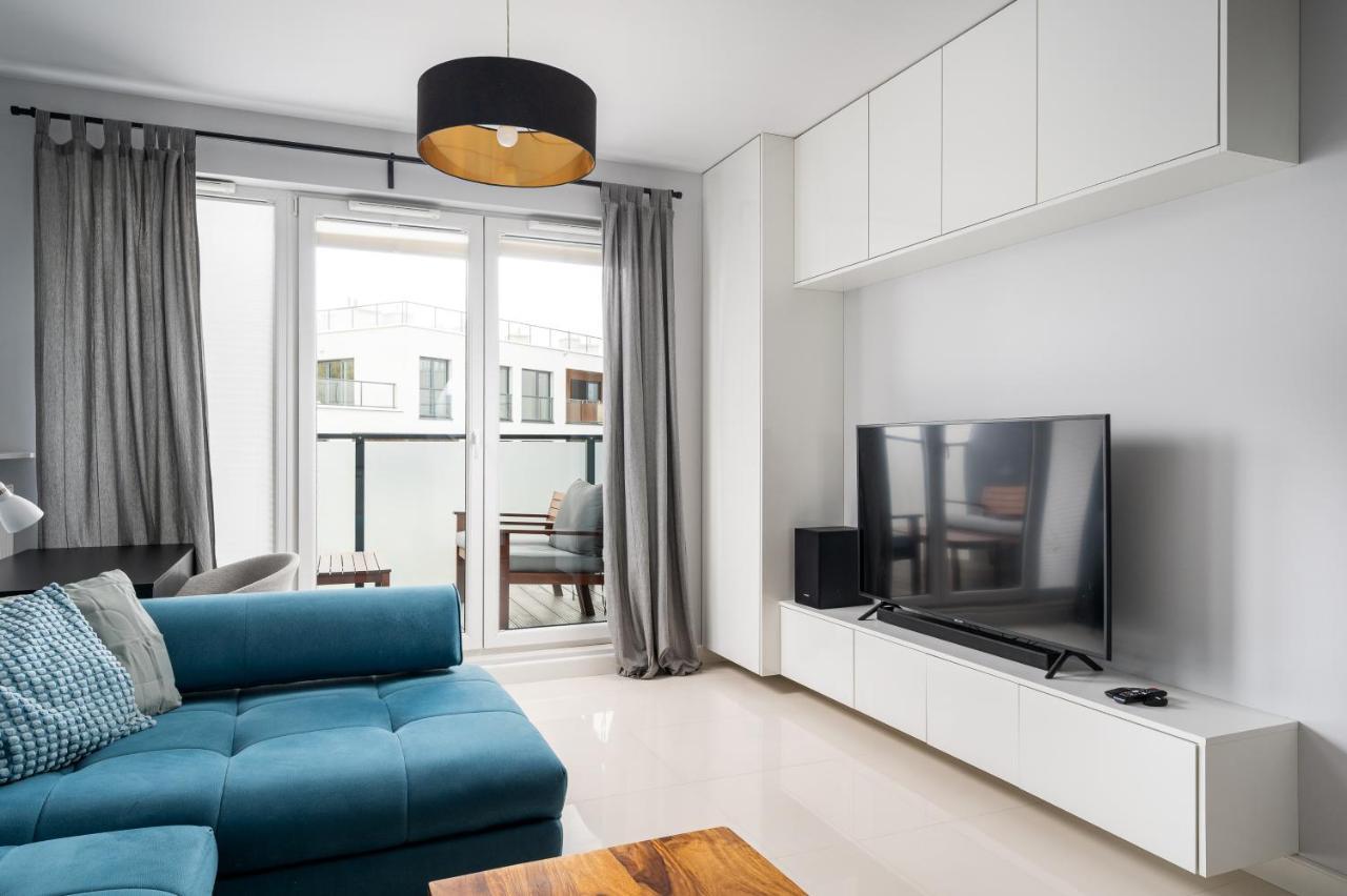Bluszczanska Blue Modern *