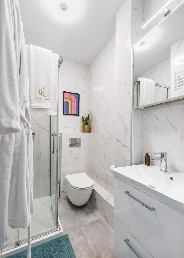 Apartment Bella Luna Luxury - Oasis Gem In Warschau