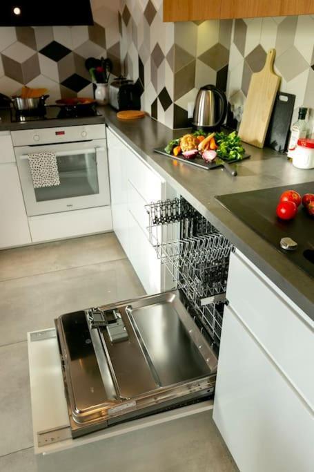 Apartment Przytulny, Komfortowy Apartament Z Garazem *